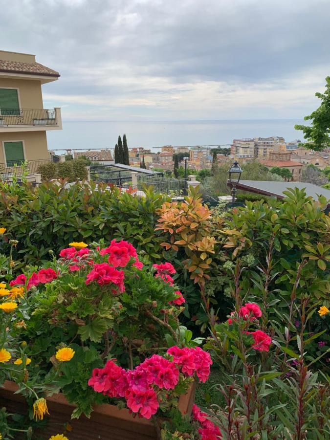 Casa Di Mary Apartment *
